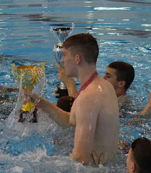 jug8